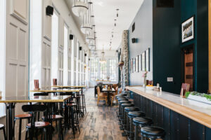 Wesley & Rose Lobby Bar - Buena Vista