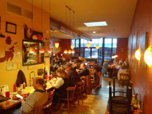 WiseCracks Cafe - Corvallis