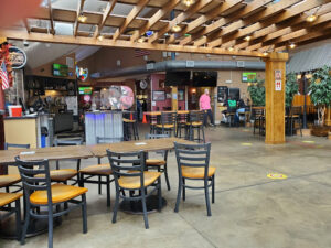 Wolfeys Bistro and Pub - Elyria