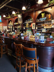 Woodhull Tavern - Commack