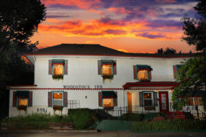 Woodstock Inn Bed & Breakfast - Independence