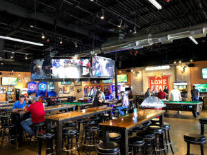 Woody's Hideaway - Midland