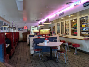 Wrights Dairy-Rite - Staunton
