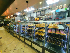 Yum Yum Donuts - El Monte