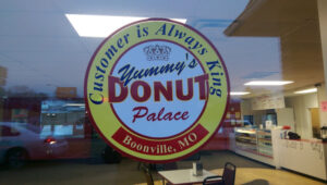 Yummy's Donut Place - Boonville