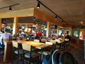 Applebee's Grill + Bar - Traverse City