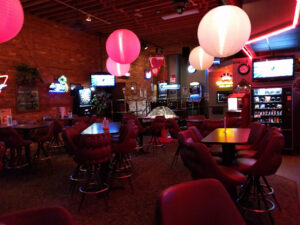 Builder's Saloon - Superior