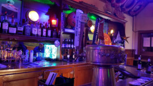 Captain JJ's Nautical Inn - Sturgeon Bay