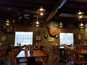 Cracker Barrel Old Country Store - Horn Lake