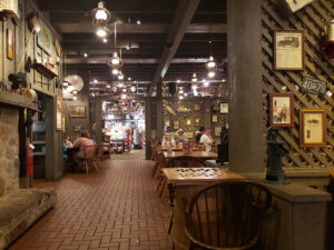 Cracker Barrel Old Country Store - Corinth