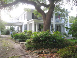 Grandiflora Bed & Breakfast - Laurel