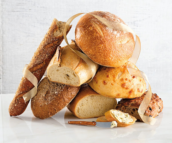 HyVee Bakery 16705 County Rd 24, Plymouth, MN 55447 Food Near Me