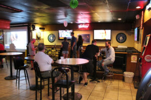 JR'z Pub - Austintown