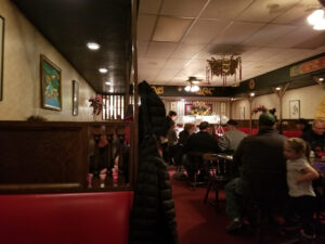 Jue's Chinese Restaurant & Lounge - Virginia
