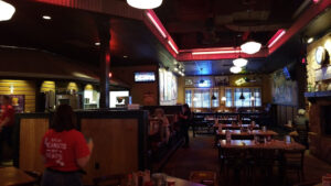 Logan's Roadhouse - Flowood