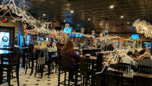 Lucky's 13 Pub - Burnsville