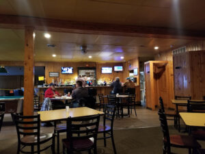 Mineral Springs Pizza Pub & Grill - Tustin