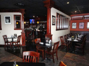Mojo's Pub -n- Grill - Austintown