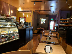 Peoples Organic Cafe - Minnetonka