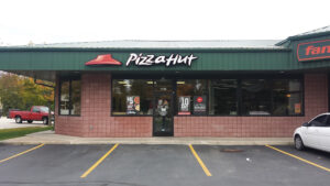 Pizza Hut - Sturgeon Bay