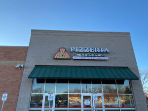 Pizzeria Lucca - St Louis Park