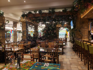 Rainforest Cafe - Bloomington