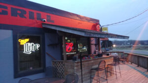 Roadhouse 169 Bar & Grill - North Mankato