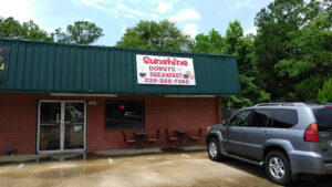 SUNSHINE DONUTS - Moss Point