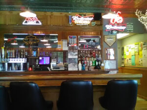 Searles Bar & Grill - New Ulm