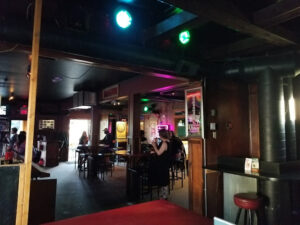 SideTraxx Dance Bar - Traverse City