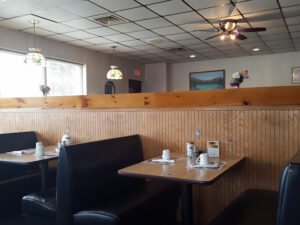 Superior Family Restaurant Dino's - Tomah