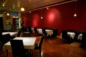 Tangled Hickory Wine Bar and Cocktail Lounge - Viroqua