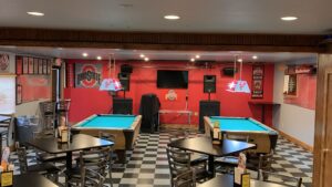 Tommy Dogg's - Niles