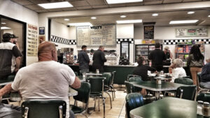 Wally's Roast Beef - Bloomington
