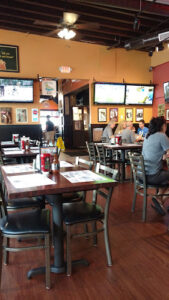 Winking Lizard Beachwood - Beachwood